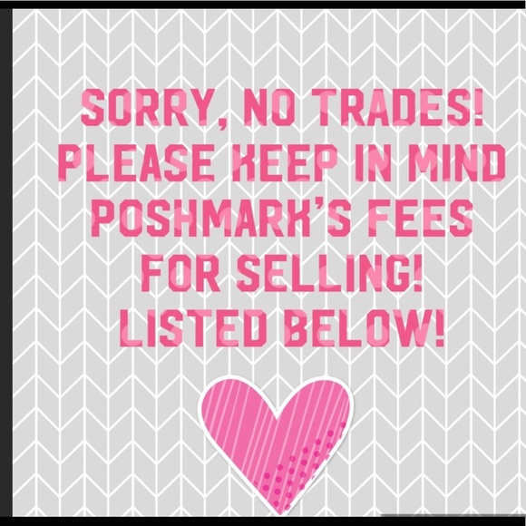 WELCOME! SCROLL ⬇️ FOR VINTAGE HARD GOODS, JEWELRY, CLOTHES, BAGS, & TREASURES! - Picture 9 of 16